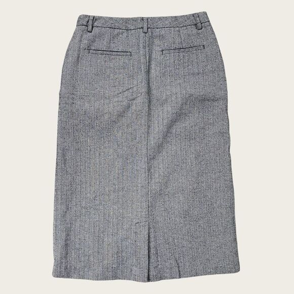 L.L. Bean Weekend Mid-Length Herringbone Skirt size 6P - Picture 3 of 10